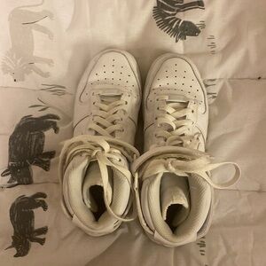 Nike Air Force white high top 6Y